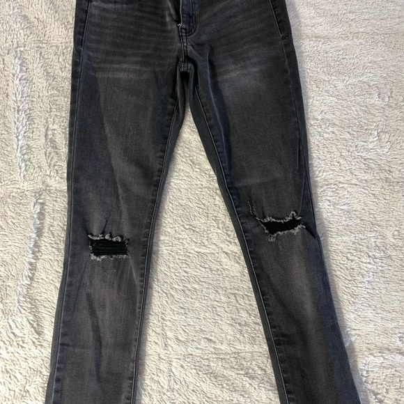 Refuge distressed jeans. - Picture 1 of 5